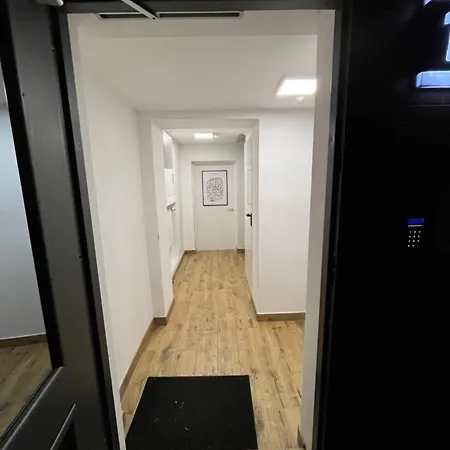 Apartamento Fantastays - Starlight Breslavia