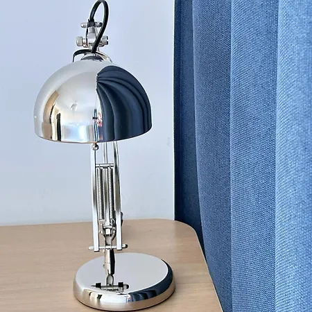 Fantastays - Starlight Apartment *