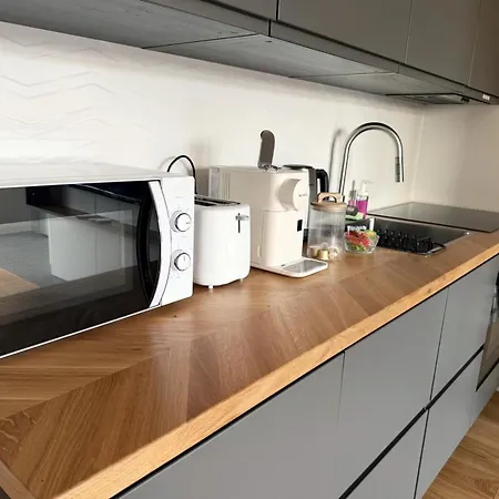 Fantastays - Starlight Apartment Breslau